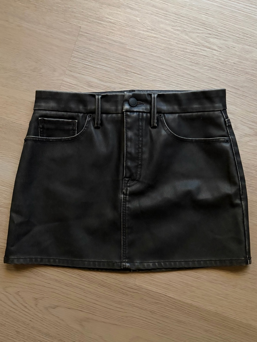 Good American Coated Leather Skirt